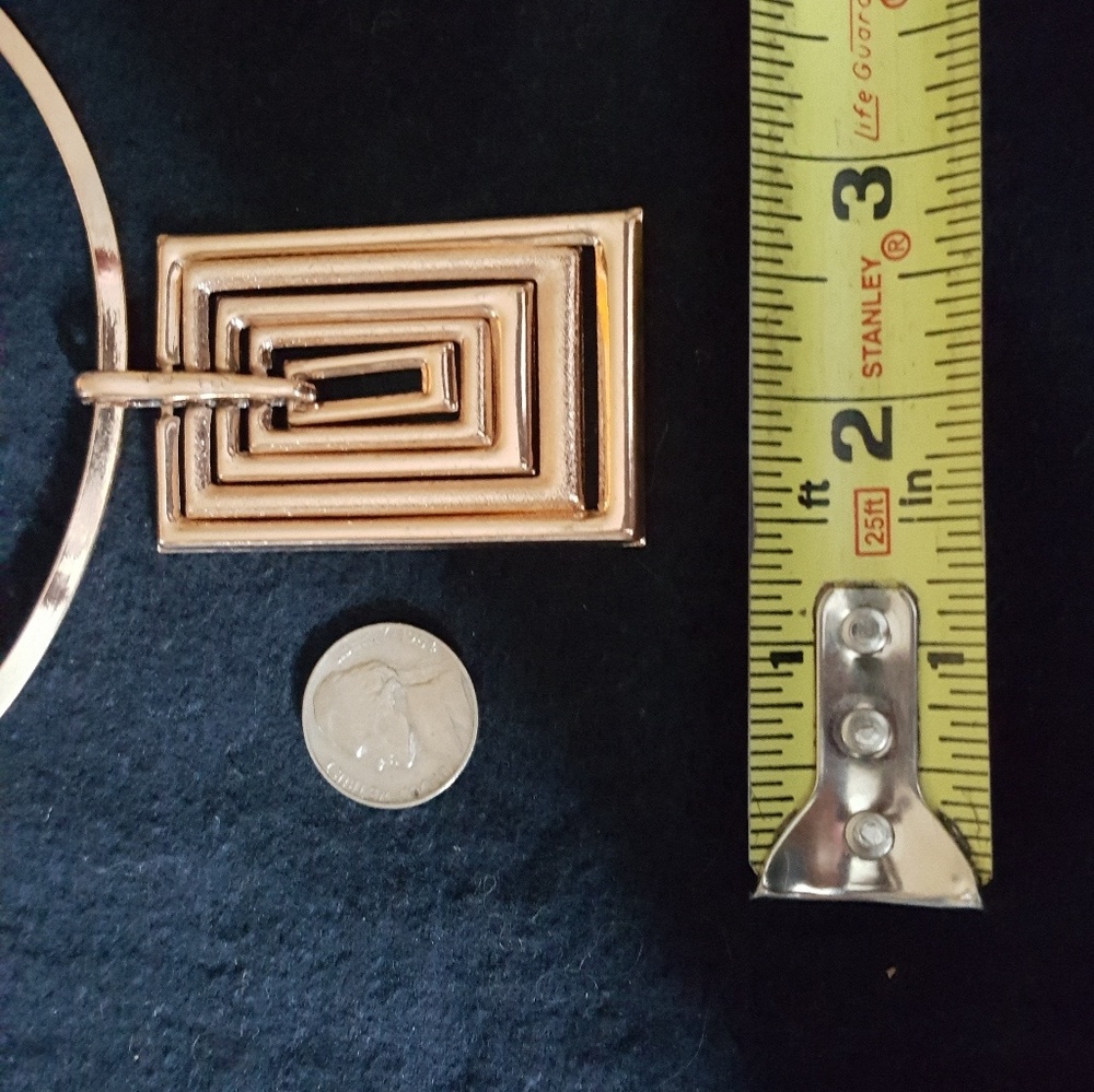 Choker - Picture 3 of 4